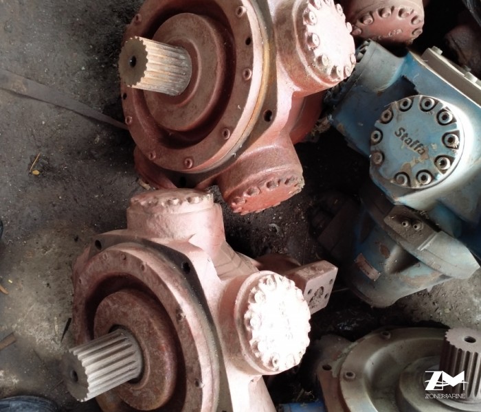 STAFFA, KAWASAKI, KAYABA  ALL TYPES OF HYDRAULICS MOTORS