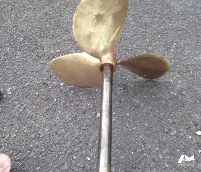hélice en bronze et arbre inox