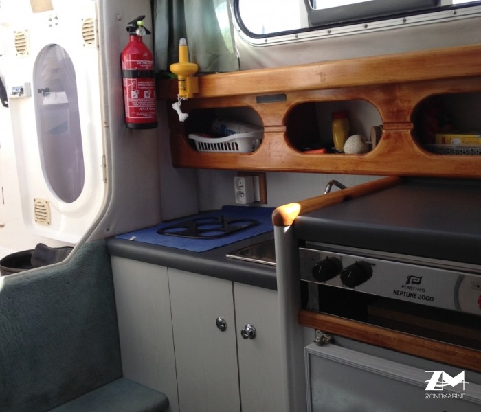 Vends sealine senator 240