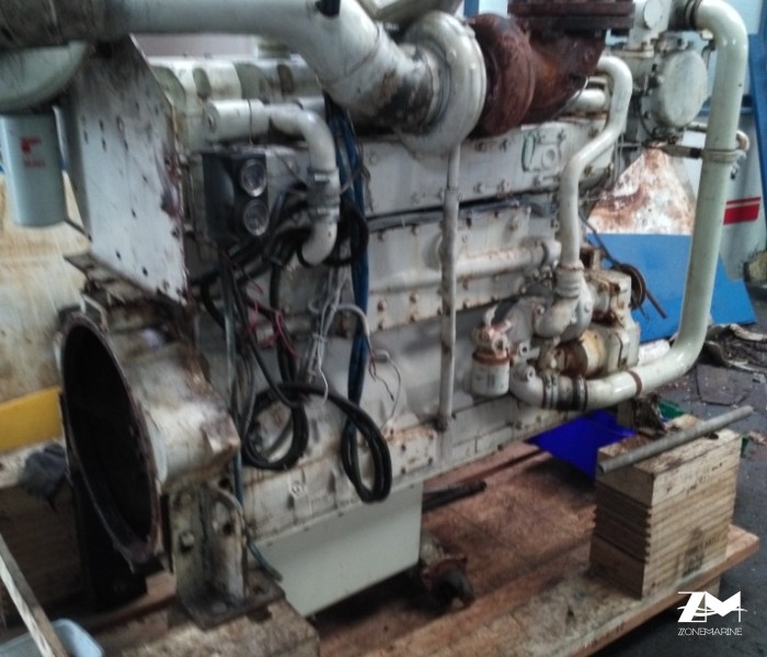 Moteur marin cummins  KT19 
