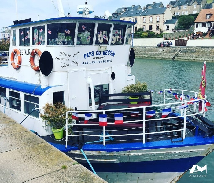 Bateau restaurant 