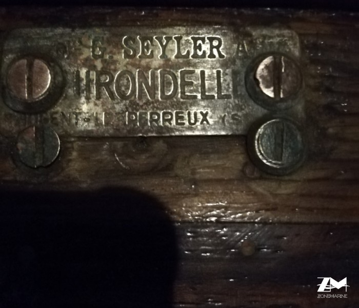 Canoe hirondelle seyleur 