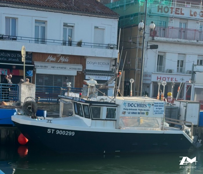 bateau de pêche avec PME