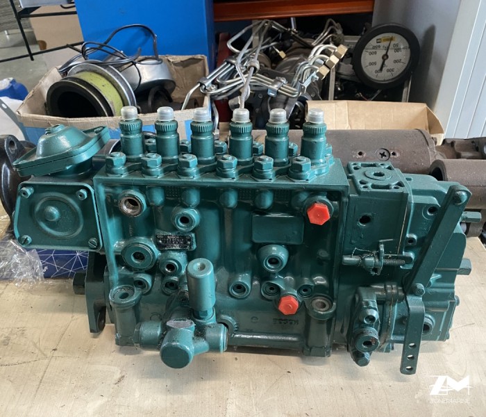 Bosch fuel injection pump .  9690300006. / 0401876761. / PE6P120B320R53206.3826529. 