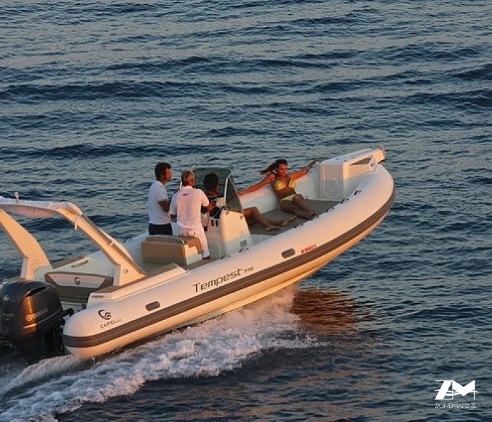 Location de bateaux et semirigides au Lavandou