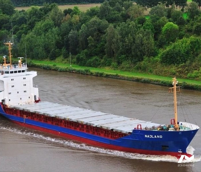 PRICE REDUCED: MPP GENERAL CARGO DWT AB 4402 on 5,78 MTS / 231.700 cbft/ SID - BOX- 1 HOLD/ BLT 1989 Sietas / ICE CLASS 1A.