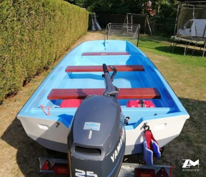Boston whaler 