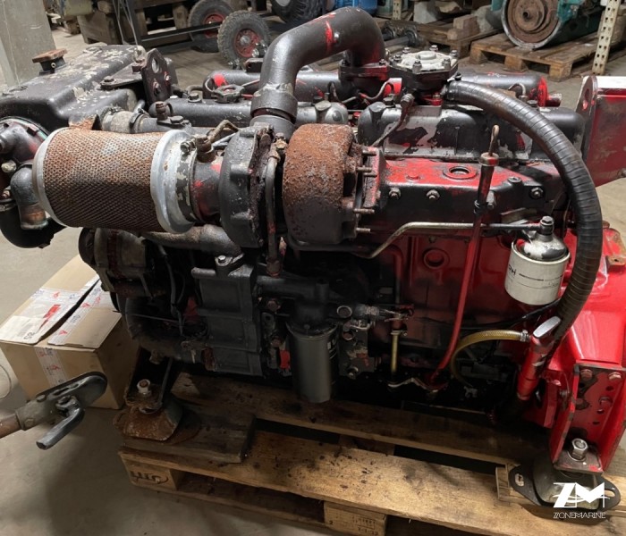 Moteur Iveco 210cv 8361SM21