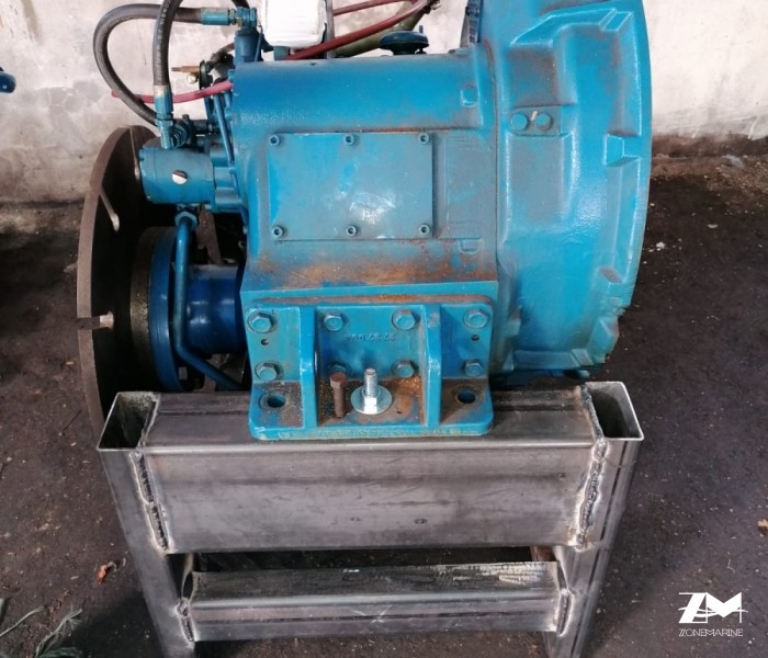 Réducteur inverseur Baudouin IR2N 
