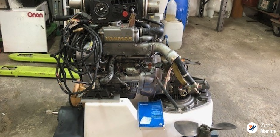 Yanmar 39 CV complet + embase SD60
