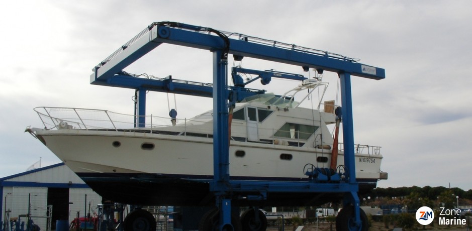 Vedette Guy Couach 1400